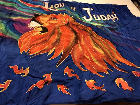 Lion Of Judahroar 3 Strand Cord Silks Glowing Silk Flags