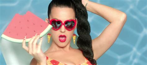 Video Review Katy Perry Arte Melancia E Sorvete Que Faz Twerk São Só