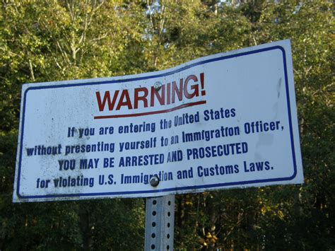 Canada and usa have open borders, biggest border in the world, so most canadians sometimes cross the border without even knowing they are in usa soil, as most of the streets have no fence or anything to distinguish what part is usa unlike mexico that is fenced all over. Report: Taxpayers Paid $19.4 Billion Welfare to Illegal ...
