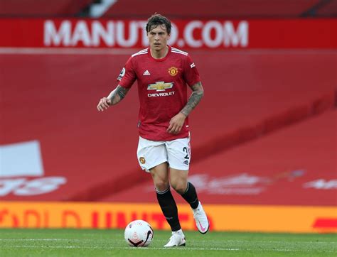 Warning Signs Over Victor Lindelof Have Been There For Manchester United United In Focus