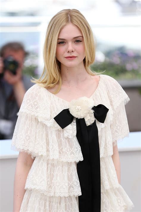 The Beauty Looks That Ruled The 2016 Cannes Red Carpet Elle Fanning