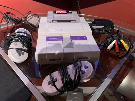 Trim Nintendo SNES Console - Gray (NTSC-U/C) + 2 Controllers & Sport - iCommerce on Web