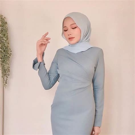 Pin By Kimung Lutfi Hafaz On Hijab Beautiful Hijab Fashion Dresses