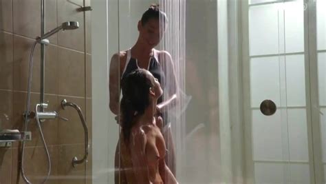 Jennifer Lauret Nude Une Famille Formidable S E Video Best Sexy Scene Heroero Tube