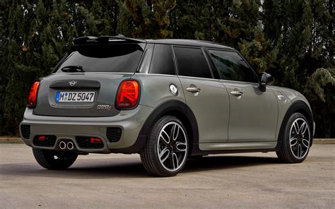 2018 Mini Cooper S Jcw Package 5 Door Wallpapers And Hd Images Car
