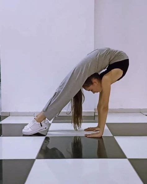 82 Extreme Flexibility Ideas In 2021 Anna Mcnulty Flexibility Contortion