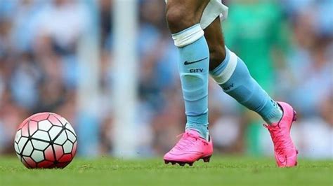 Browse the best selection of football boots at kitbag, including soft ground boots, football shoes and cleats shop our licensed football boots from brands like nike, adidas, puma and new balance. We're not sure about Raheem Sterling's new football boots ...