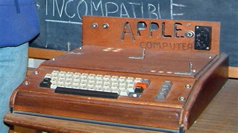 Iconic 1976 Apple I Computer Auctioned For 387750 India Today