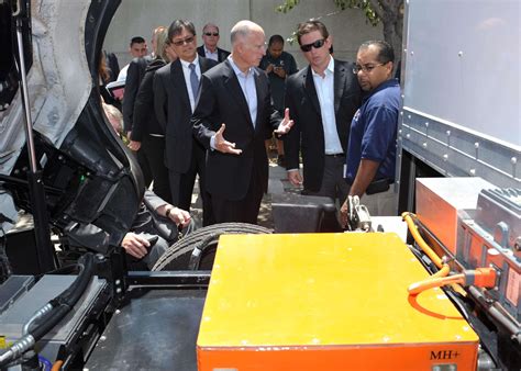 FRITO-LAY NORTH AMERICA CALIFORNIA DELIVERY TRUCKS | Greener Ideal