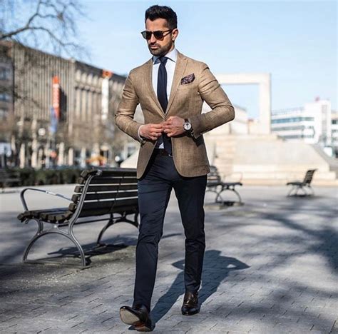 40 Combination Elegant Outfits With Leather Shoes For Cool Men