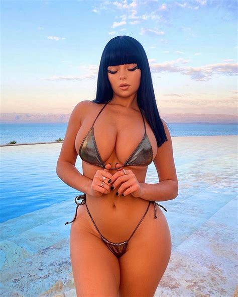 Demi Rose Mawby In Bikini Instagram Photos Hawtcelebs My Xxx Hot Girl