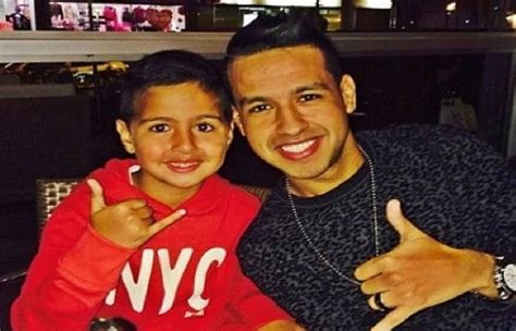Tenemos para ti videos, imágenes y una amplia cobertura e información actualizada. Hijo de Martín Elías publica parte de una canción que su ...