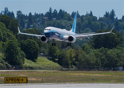 Boeing 737 Max 10 Completes First Flight Cnet