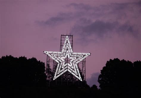 Neon Lights Made Mill Mountain Star Shine From The Start Creator Clarifies