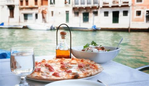 Where To Eat The Best Pizza In Venice Italy The Italian On Tour