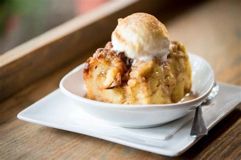 May 07, 2020 · pumpkin banana bread calls for: Yard House Bread Pudding Recipe : Bread Pudding With Creme ...
