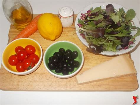 Le insalate le insalate sono presenti in qualsiasi dieta dimagrante, ma spesso sono povere e poco invitanti. ricette light veloci - ricette dietetiche - Ricette light ...