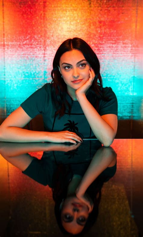Camila Mendes Iphone Wallpapers Wallpaper Cave