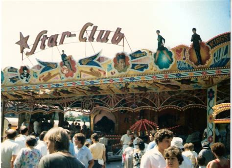 Pour moi, tout simplement l'un des titres majeurs de la scène techno us.pas une ride malgré ses 20 ans (ep sorti en 1993). StarClub - Ride-Index.de