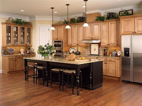 Whether it's oak, maple, cherry or walnut, natural wood has a color tone that can be enhanced by paint color or patterns on fabric. Semi-Custom Kitchen Cabinets • Long Island | Suffolk | Nassau | Custom kitchen cabinets, Maple ...