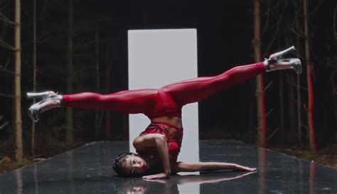 fka twigs “glass and patron” video