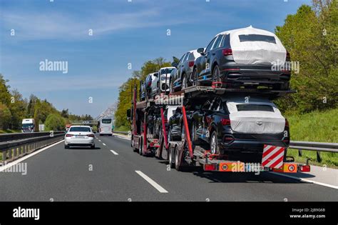 Car Transporter Truck Hi Res Stock Photography And Images Alamy