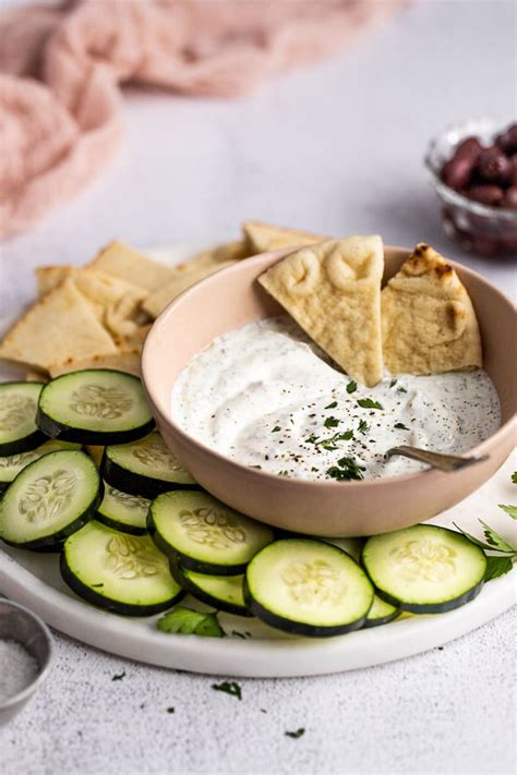 Easy 5 Minute Tzatziki Sauce Without Cucumber Easy 5 Minutes