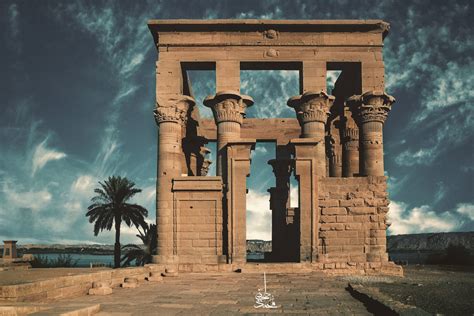 تعرف إلى أساطير معبد فيله وسط النيل في مصر Cnn Arabic