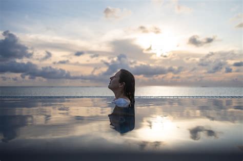 30000 Infinity Pool Pictures Download Free Images On Unsplash