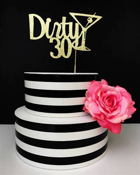 This elegant decoration scheme makes everyone at the dessert table feel as if they're celebrating the birthday party in the woods. 30th Birthday Cake Ideas | SoPosted.com