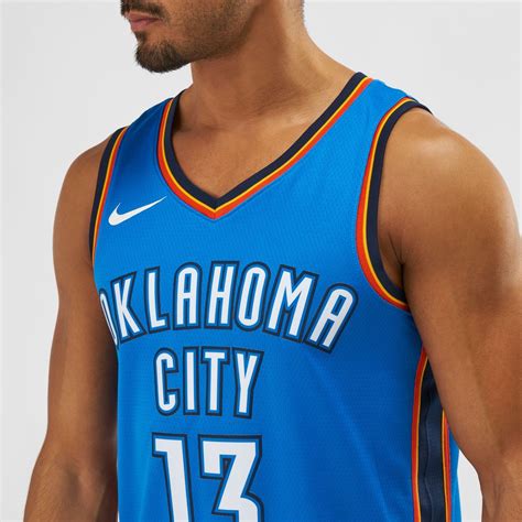 Von 2010 bis 2017 bei den indiana pacers aktiv, die ihn 2010 gedraftet hatten, anschließend zwei jahre bei den. Buy Nike NBA Oklahoma City Paul George Icon Edition ...