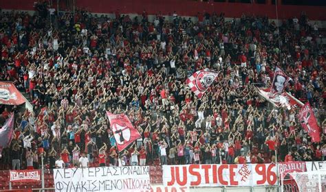 Find the perfect olympiakos fans stock photos and editorial news pictures from getty images. Olympiakos fans showing support for the 96 | Supportive ...