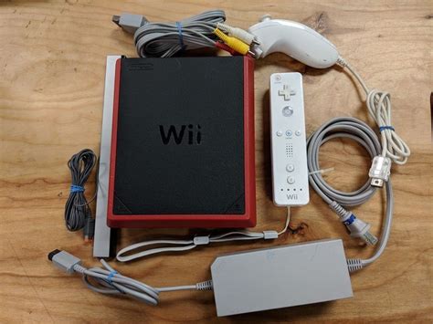 Red Nintendo Wii Mini Rvl 201 Video Game Console System Nintendo Wii