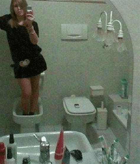 Ridiculous Selfies Gone Wrong Worst Selfies Ever Genmice