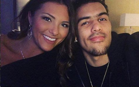 Jun 24, 2021 · trae young often shares photos of his parents on online platforms. Trae Young's Pretty Girlfriend Shelby Miller (Bio, Wiki ...