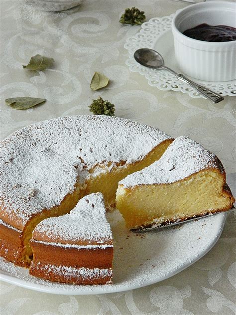 Both condensed milk and evaporated milk are forms of concentrated milk in which approximately 60 percent of the water content has been removed. Dr Ola's kitchen: Condensed milk Cake. Kondensmilch Kuchen. كيكة اللبن المكثف