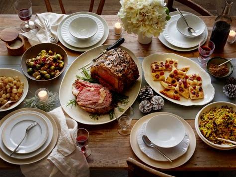 These recipes will feed a crowd, from roast beef to gingerbread eggnog and much more. Cozy Christmas Comfort Food Recipes and Ideas : Cooking Channel | Christmas Recipes, Food Ideas ...