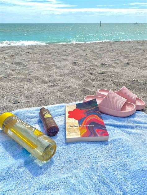 Beachinspo Photoinspo Summerinspo Florida Saltylife Slides Book Reading Stayhydrated