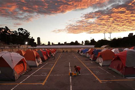 Rising Homeless Population In San Diego Flocks To Tents Las Vegas