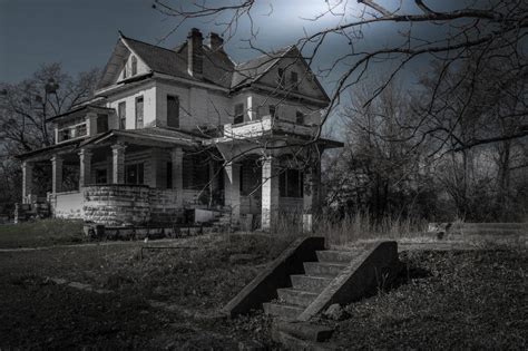 The 13 Scariest Real Life Haunted Houses In America Business Insider