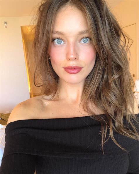Pin By Inspirational Boards On Candids Emily Didonato Instagram