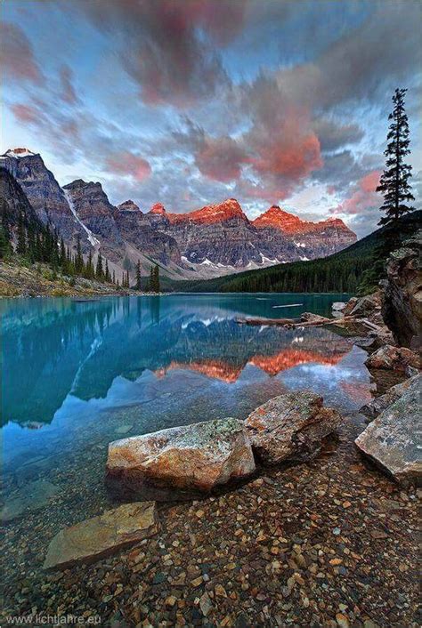 Lago Moraine Canadá Com Imagens Lindas Paisagens Natureza Lago
