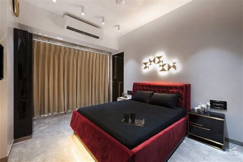 This 3bhk Apartment With Exquisite Materials And Paramount