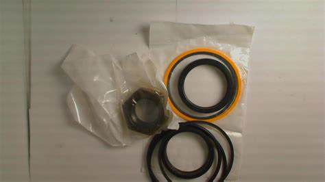 Kubota 75595 32300 Kit Seal