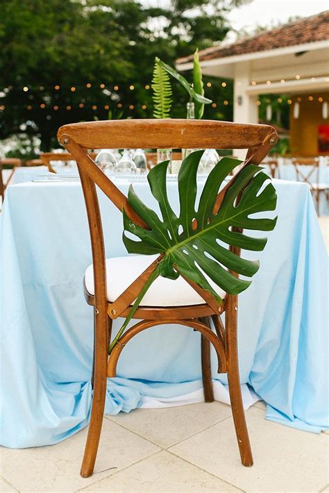 Wow Your Guests With These Trendy Tropical Wedding Decor Ideas