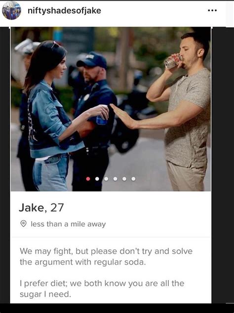 Guy Shares His Legendary Tinder Profiles Funny Gallery Ebaums World