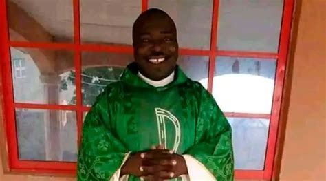 Sacerdote Sequestrado é Assassinado Na Nigéria Catolicaconect