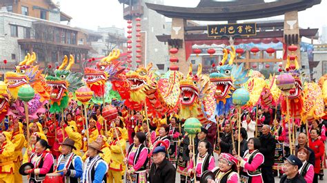 chinese-new-year-celebration-influenced-by-economic-divide-and