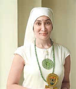 Sofia Hayat Angers Hindus By Getting A Swastika Tattooed Daily Mail