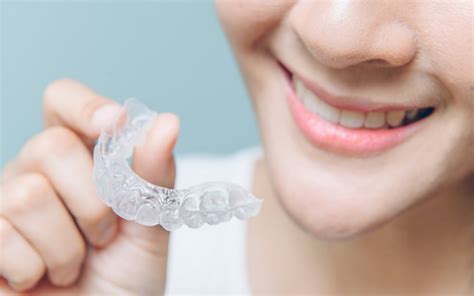 An Experts Guide On How To Clean Invisalign Aligners